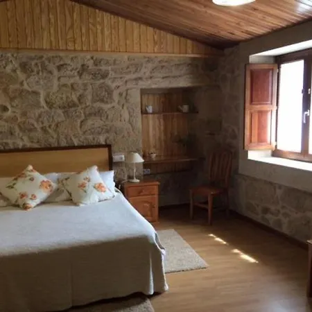 Casa Pardal Сasa de vacaciones A Coruña